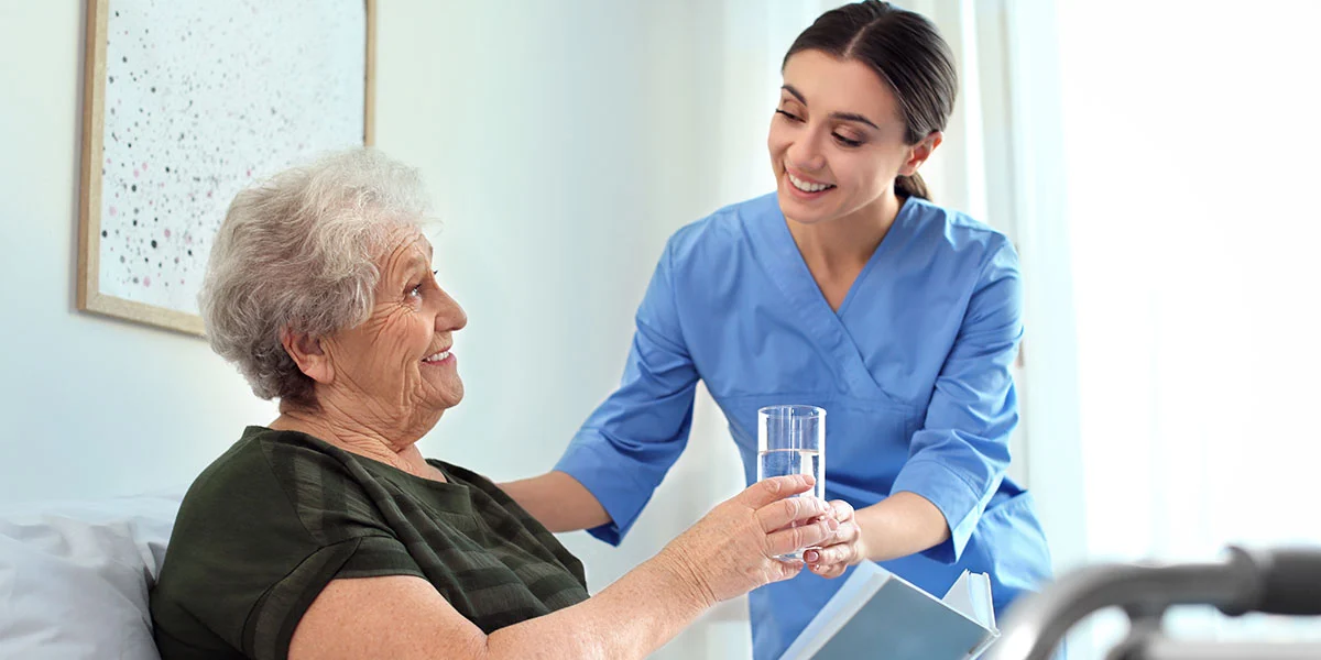 Home Care vs Nursing Home: Which Is Better for Seniors? 2 assisted care vs nursing home